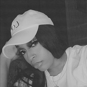 Meet your Posher, Kierra